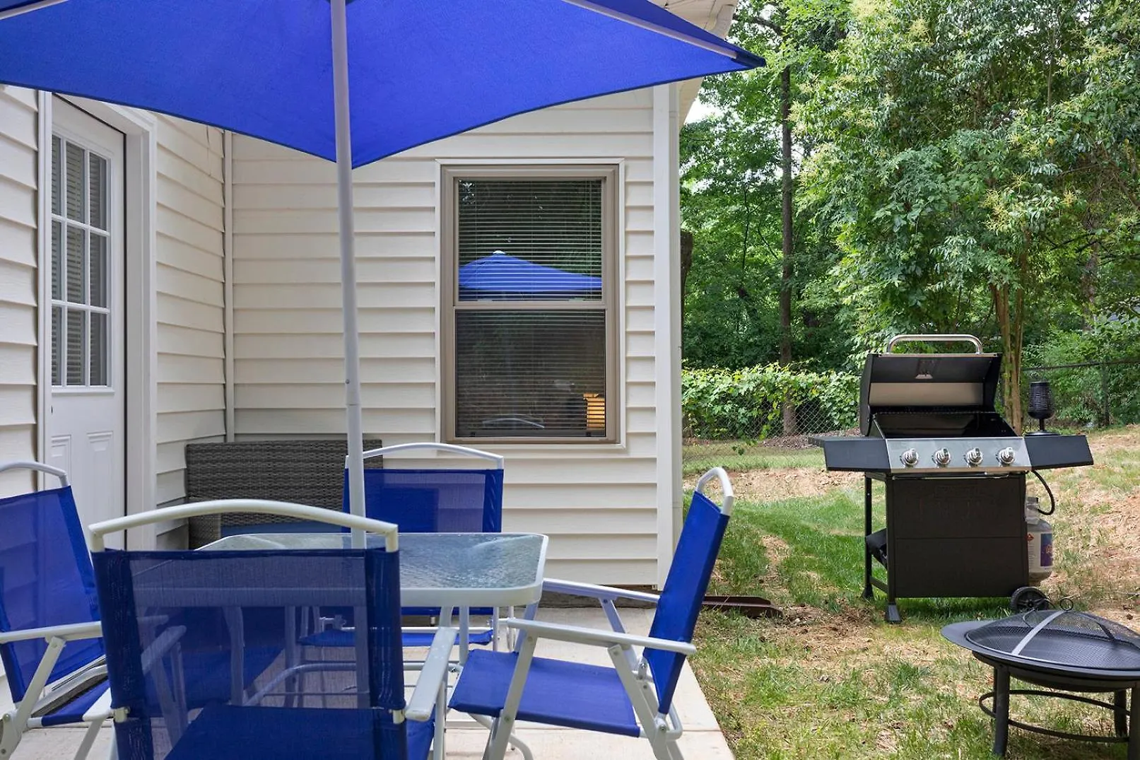 Cozy & Modern Home Close To Uptown & Airport Charlotte 0*,